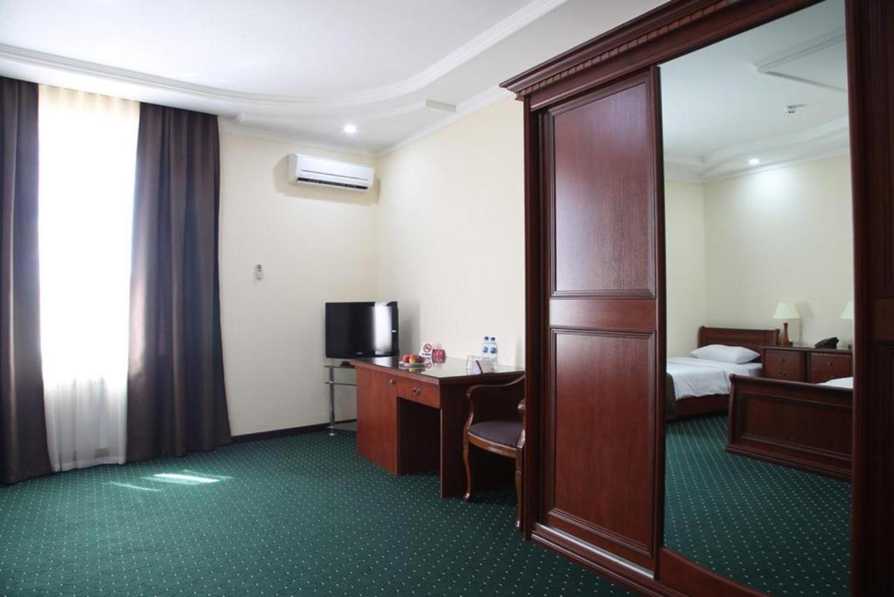 Grand Nur Hotel タシュケント エクステリア 写真