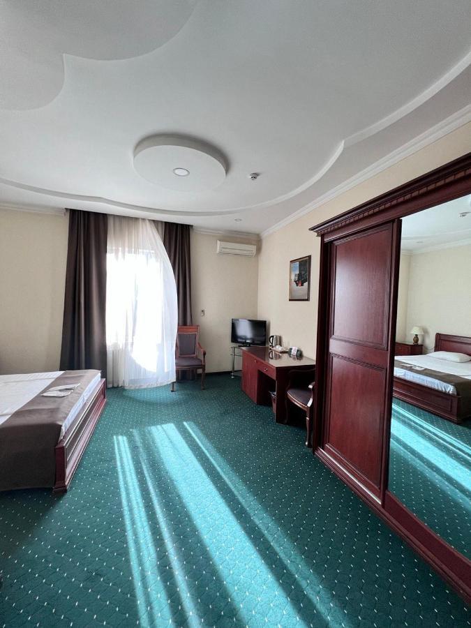 Grand Nur Hotel タシュケント エクステリア 写真