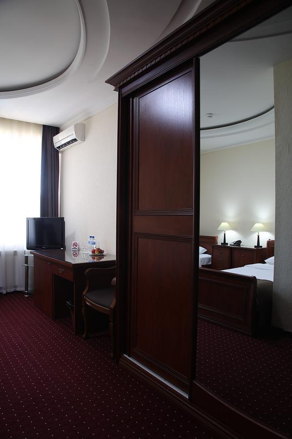 Grand Nur Hotel タシュケント エクステリア 写真